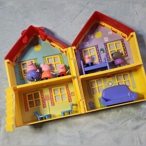 Peppa Pig Red and Yellow Action Playset